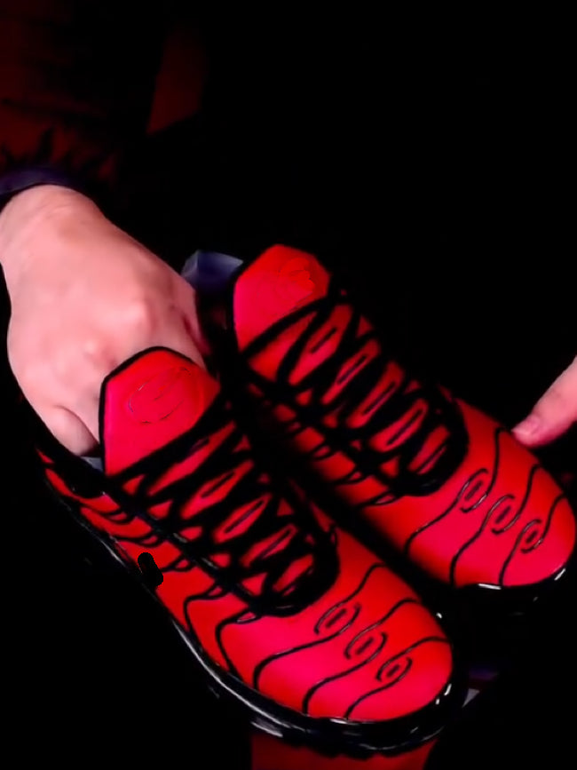 Lucky Red-Black Sneakers