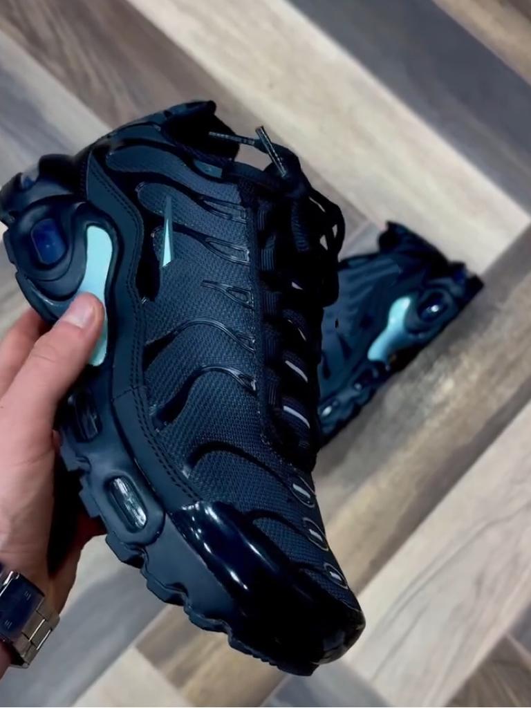 Lake Blue & Black Running Shoes