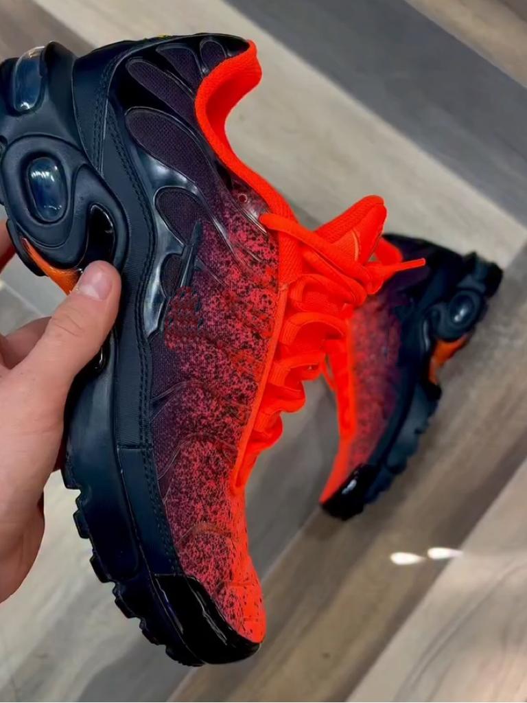 Chili Red Speed Sneakers