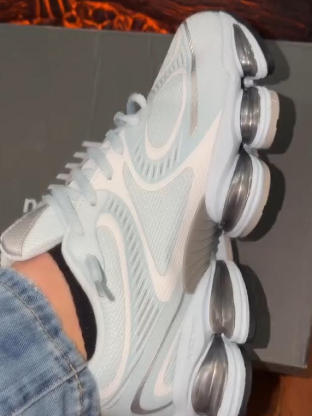 Platinum White Breatheable Runners