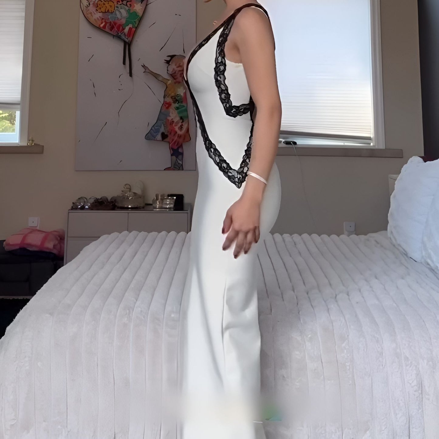 Elegant slim-fit dress