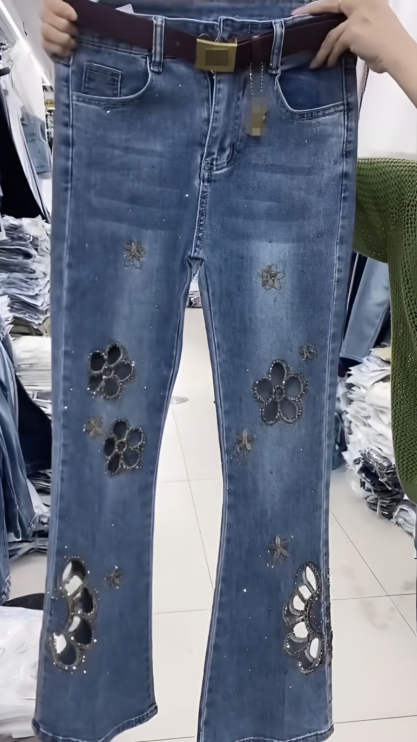 Five-petal flower jeans