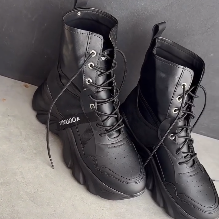 Waterproof black boots