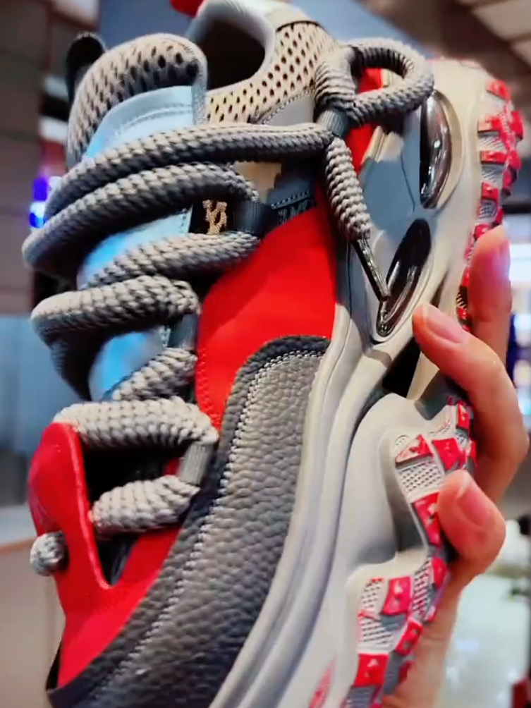 Lace-Design Chunky Sneakers