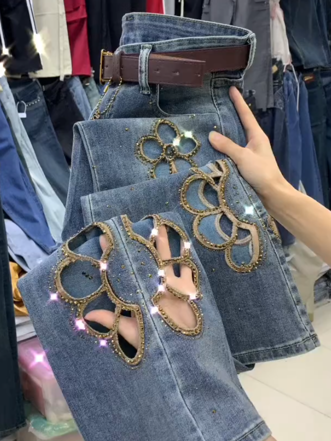 Five-petal flower jeans