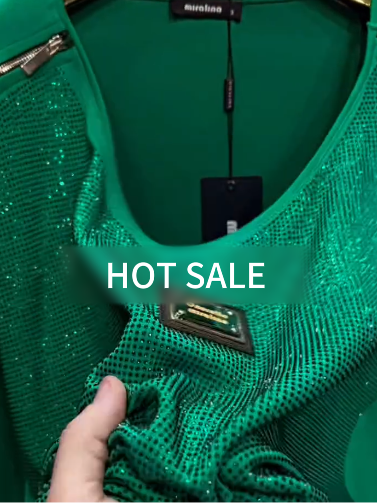 Green full diamond bat sleeve women's top