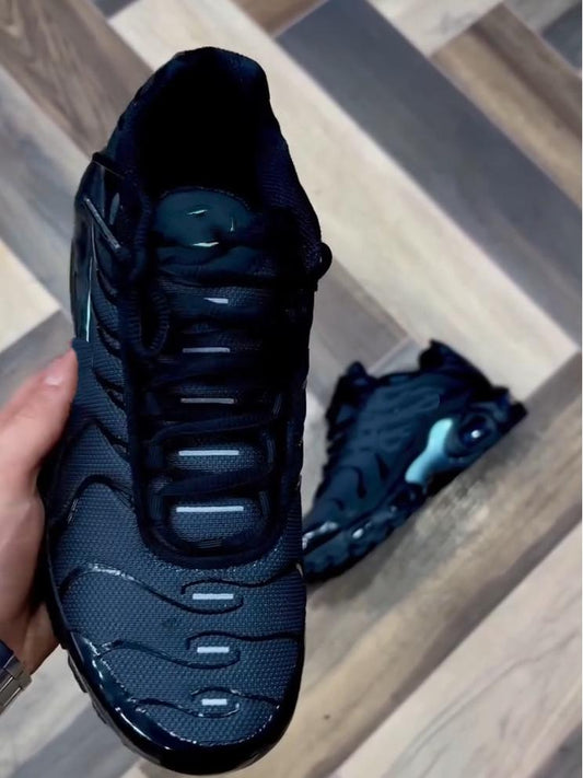 Lake Blue & Black Running Shoes