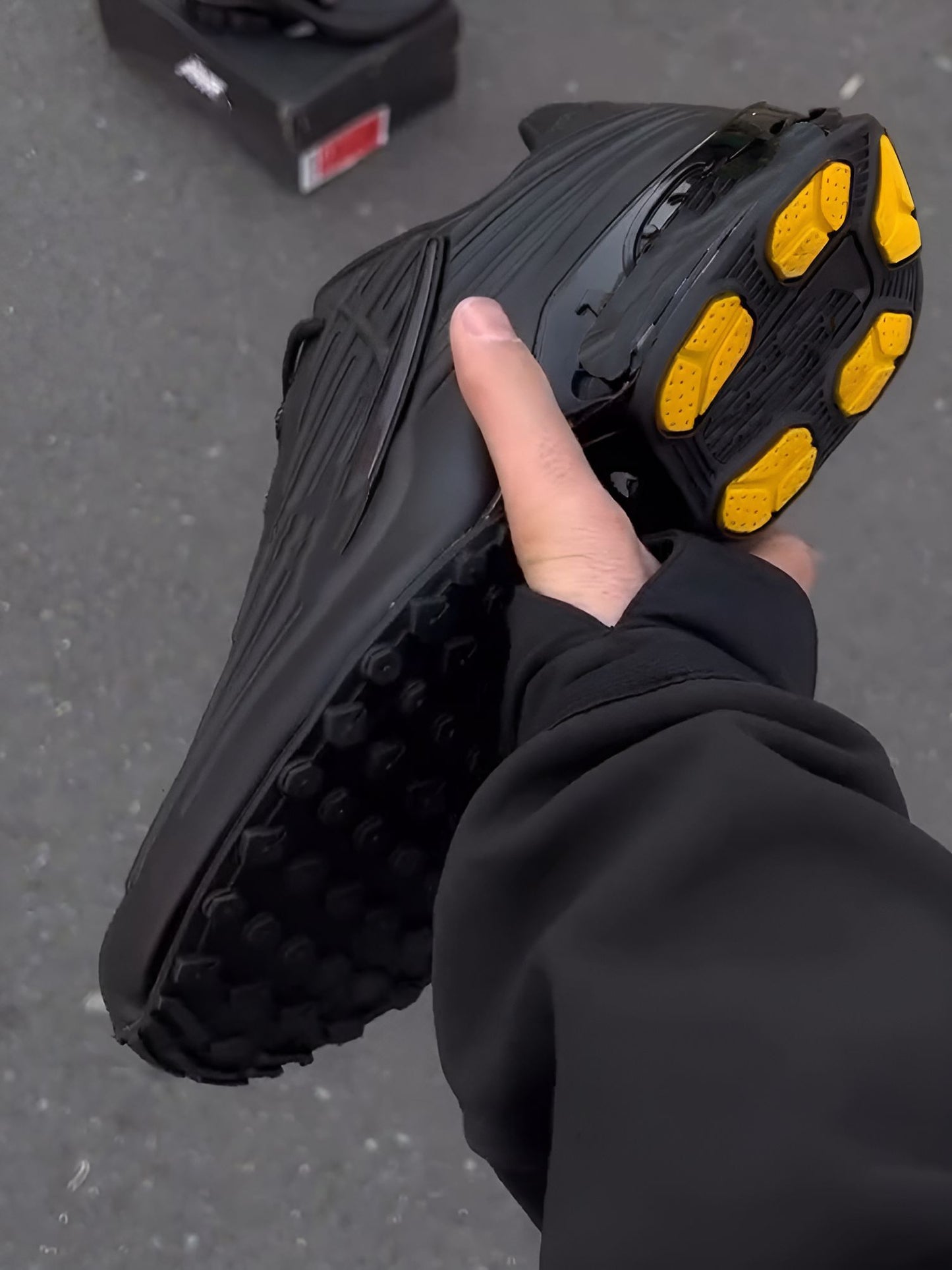 Matte Utility Runners