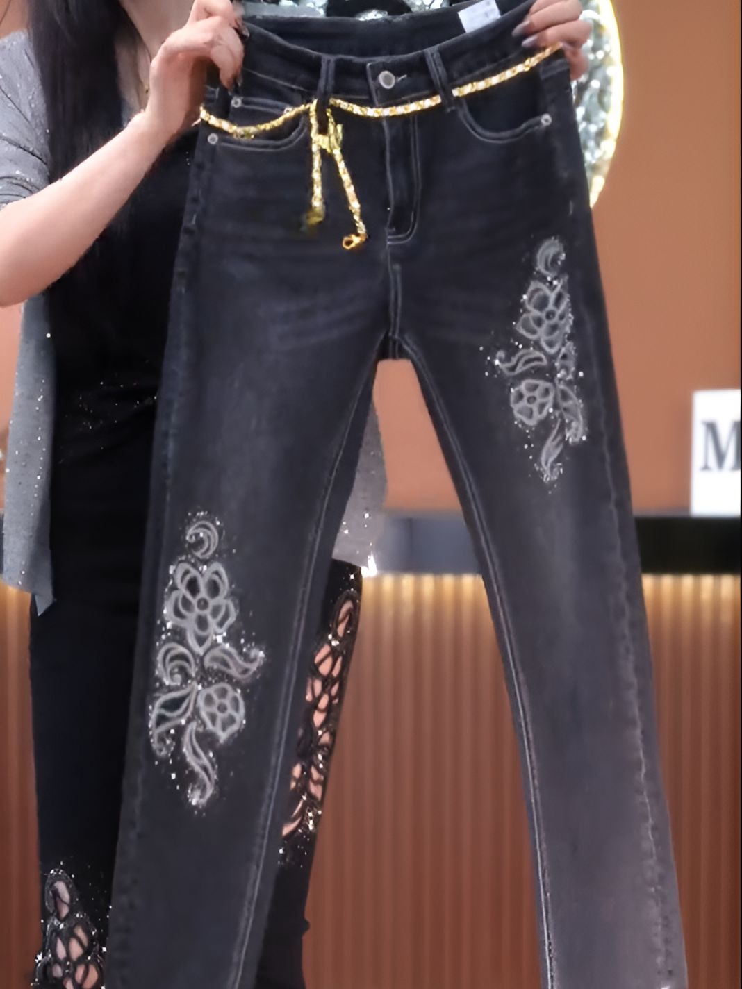 2025 hollow floral jeans