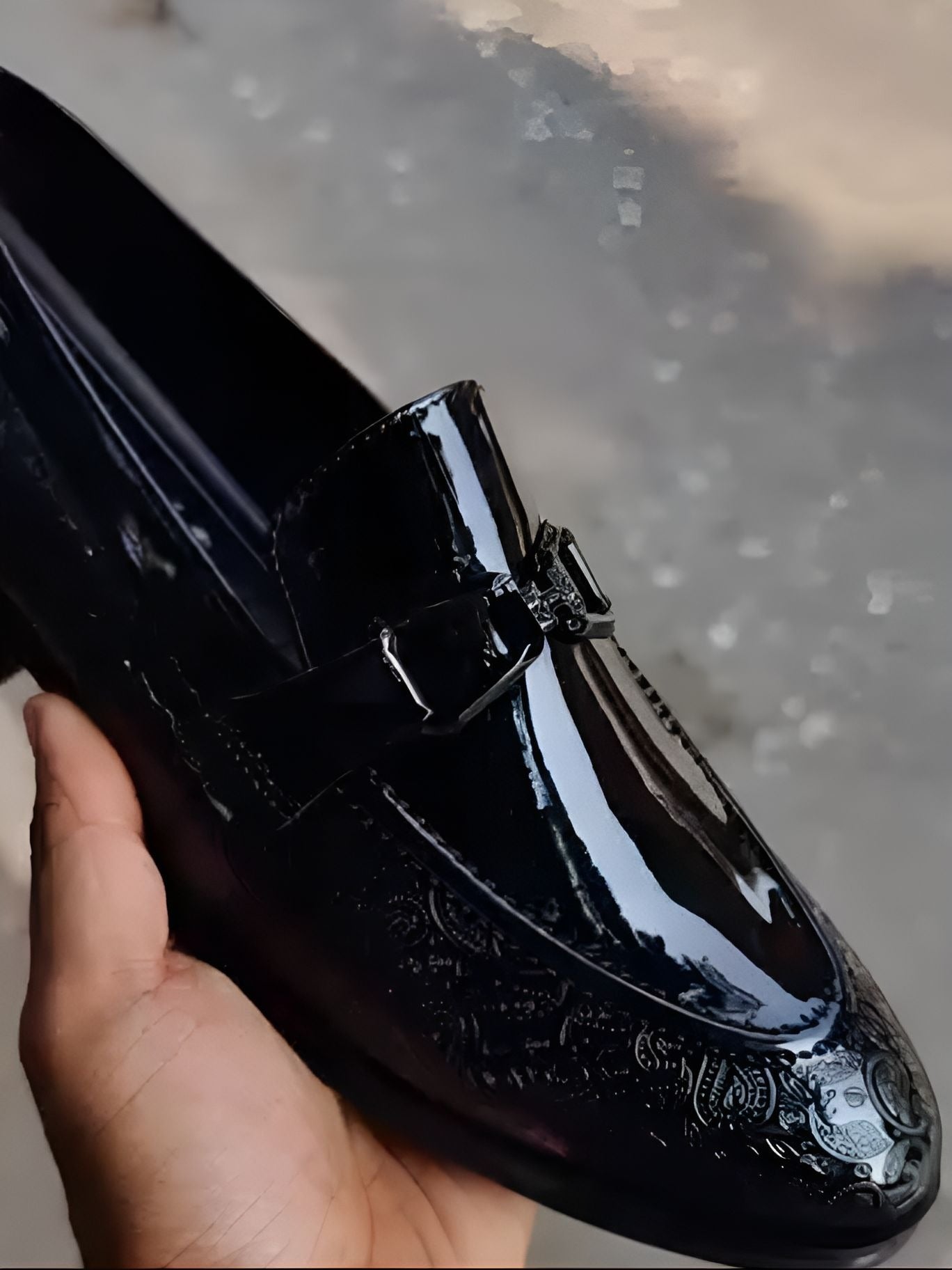 Men's cashew flower print leather shoes