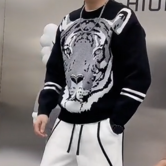 Black Tiger Head Sweater
