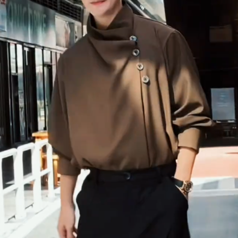 Designer High-Neck Autumn Wear