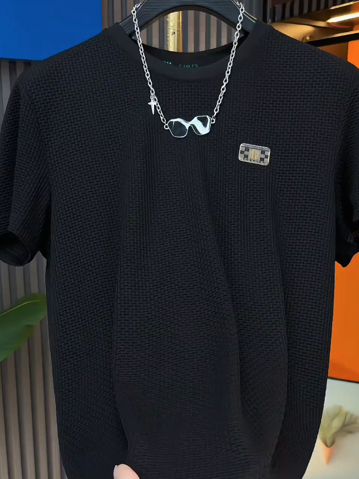 Rebel Black Knit Short-Sleeve