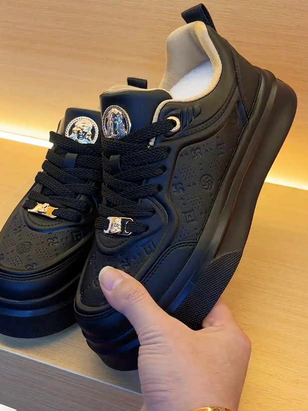 Medusa Leather Sneakers