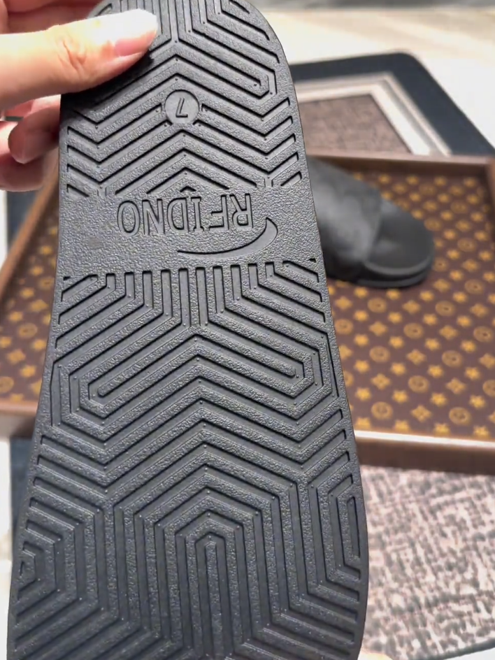 Elegant Men's Slides