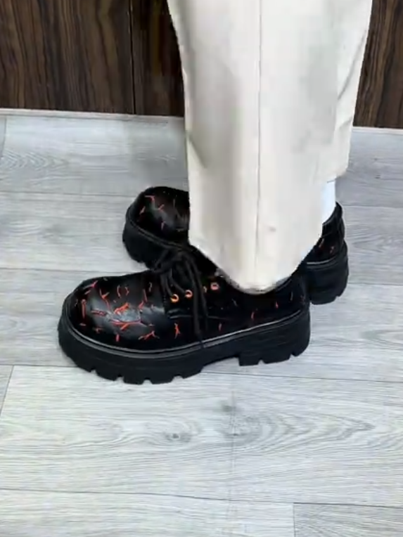 Lava Chunky Martens