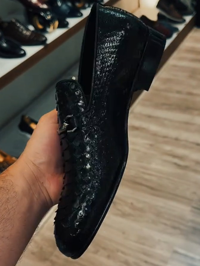 Snake Print Black Shoes