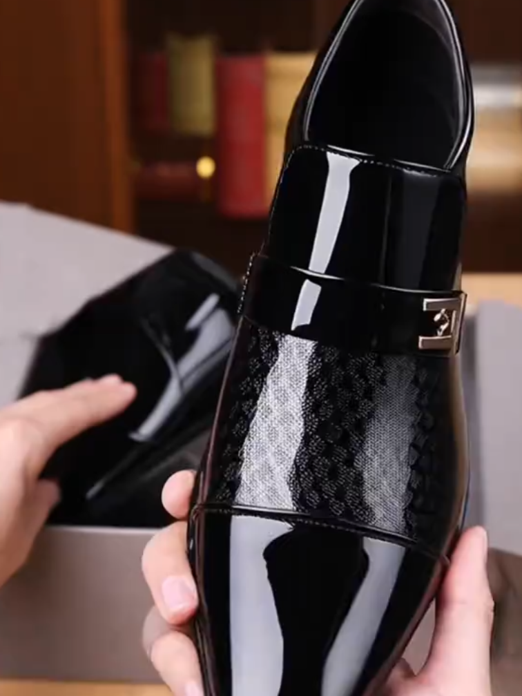 Patent Leather Commuter Shoes