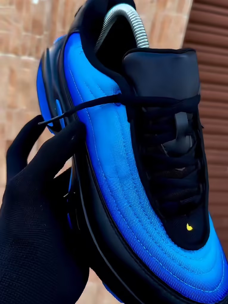 Ocean Heart Sneakers