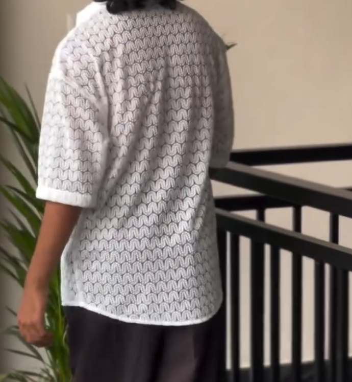 Korean feather hollow shirt