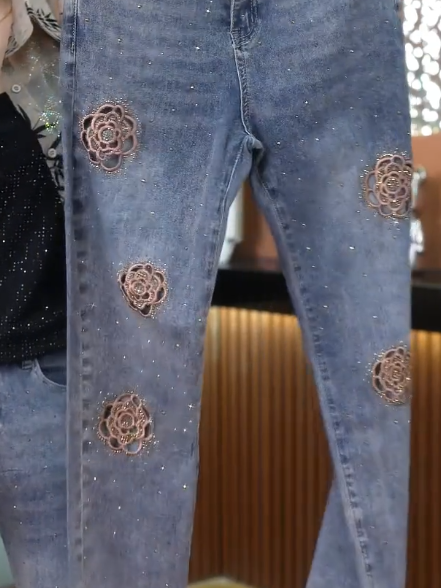 Camellia Cutout Jeans