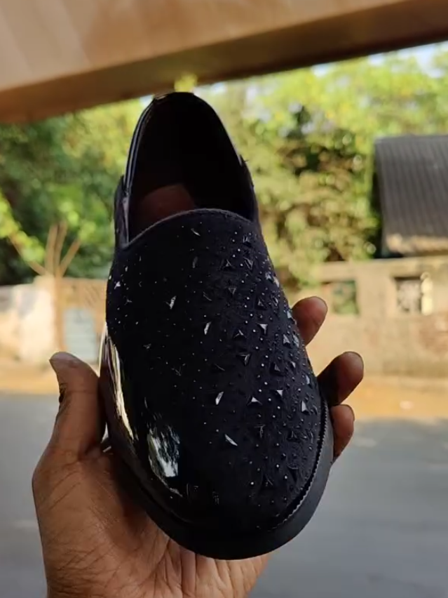 Triangle diamond men's leather shoes