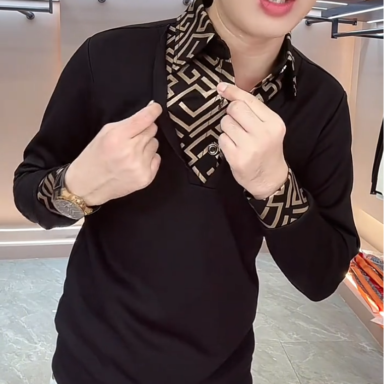 Long-sleeved T-shirt with gold trim