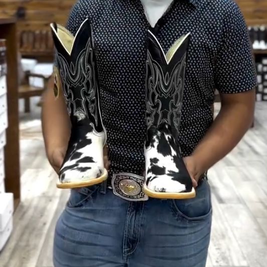 Large contrast color cow boots